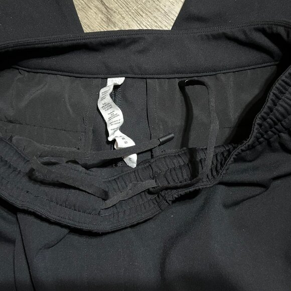 LULULEMON Luxtreme Mid Rise Straight Leg Black Trouser Pants Women's Medium ~EUC - Picture 16 of 16